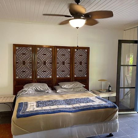 Casa Da Ilha Do Mel - Pousada De Charme Екстериор снимка