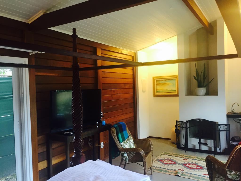 Casa Da Ilha Do Mel - Pousada De Charme Екстериор снимка